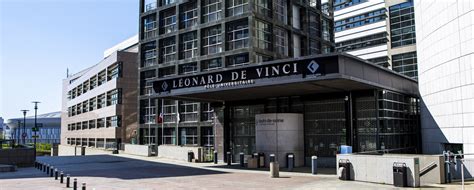 leonard de vinci courbevoie.